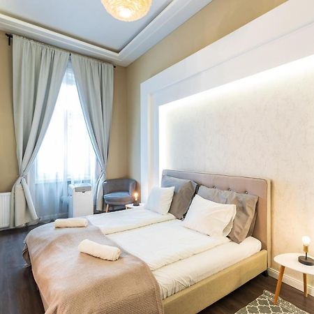 Spacious Luxury Apartment At The Heart Of Βουδαπέστη Εξωτερικό φωτογραφία