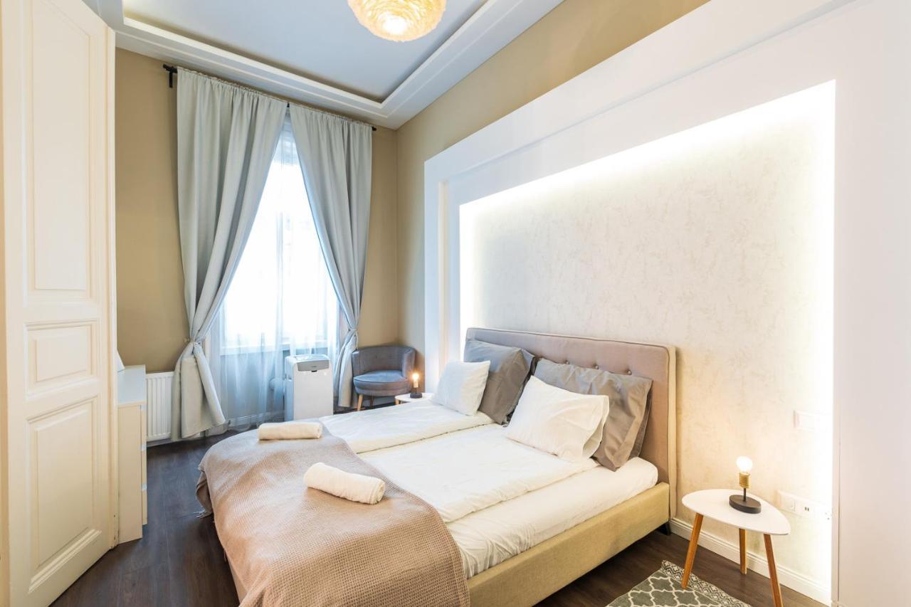Spacious Luxury Apartment At The Heart Of Βουδαπέστη Εξωτερικό φωτογραφία